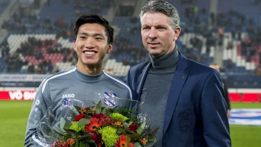 Hà Nội FC sẵn sàng hỗ trợ Hereenven trả lương để Văn Hậu ở lại Hà Lan